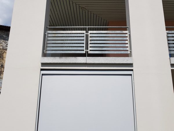 Tenda verticale autoportante